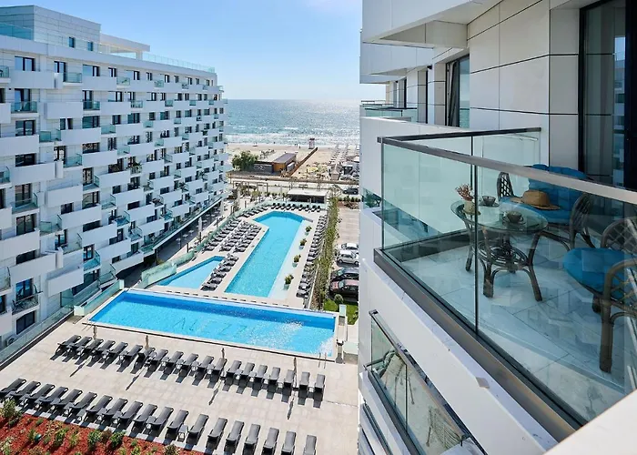 Summer Infinity Apartment Beach Resort