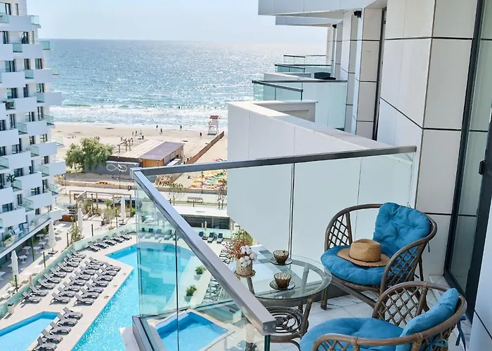 Summer Infinity Apartment Beach Resort