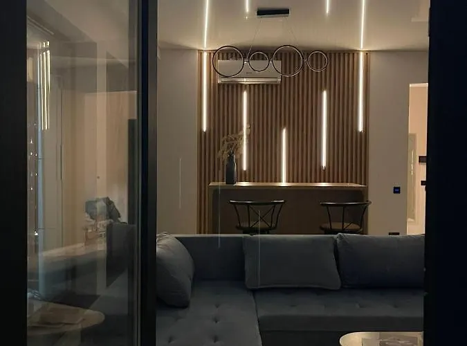 Shiba Studio Mamaia