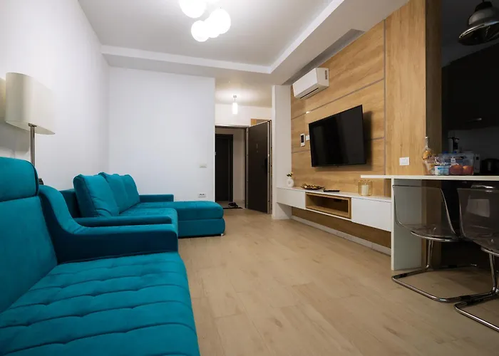 Premier Luxury Lake On
