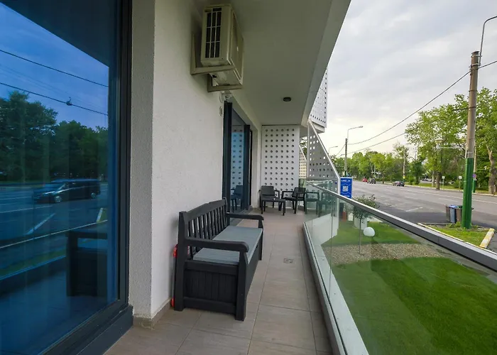Green Luxury Apartment Lake On