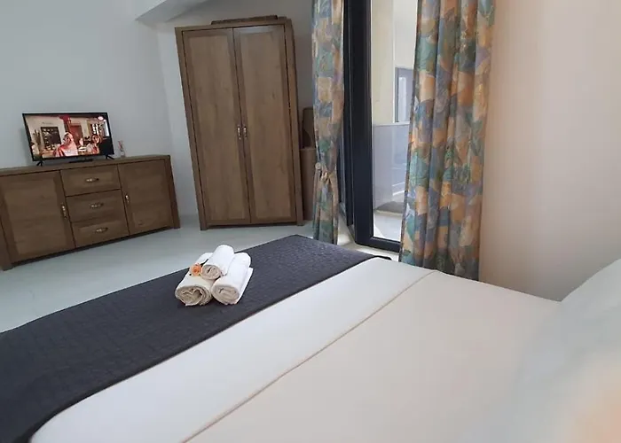 Solid Residence Lake Boutique 11