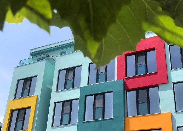 Zip Apartments