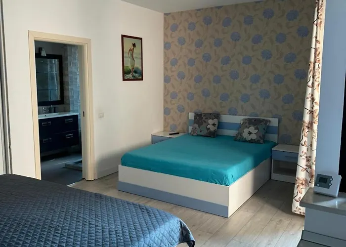 Georgiana Residence