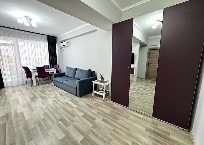 Crazy Apartament 13 Summerland