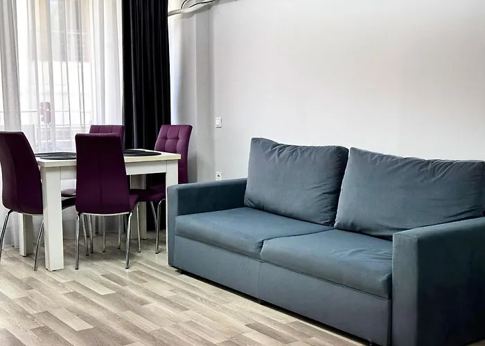 Crazy Apartament 13 Summerland