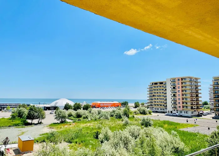 Mamaia Summerland
