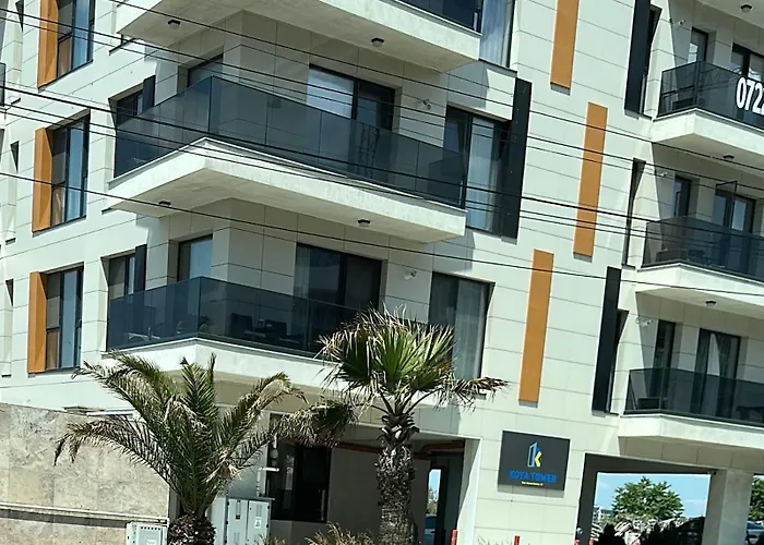 Koya Tower By Lake Mamaia
