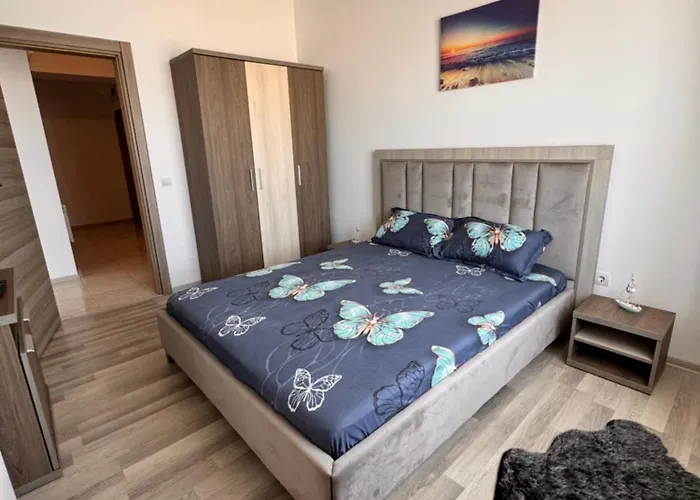 Niko Apartment