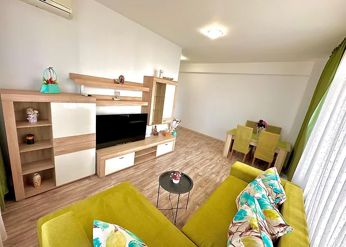 Summerland Seaview Suites