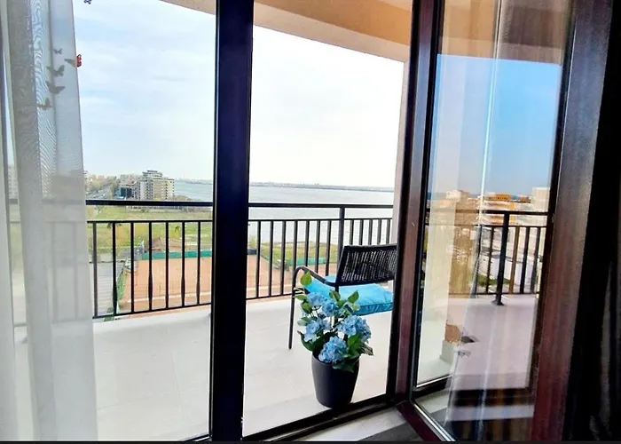 Coral Residence -Mamaia Nord