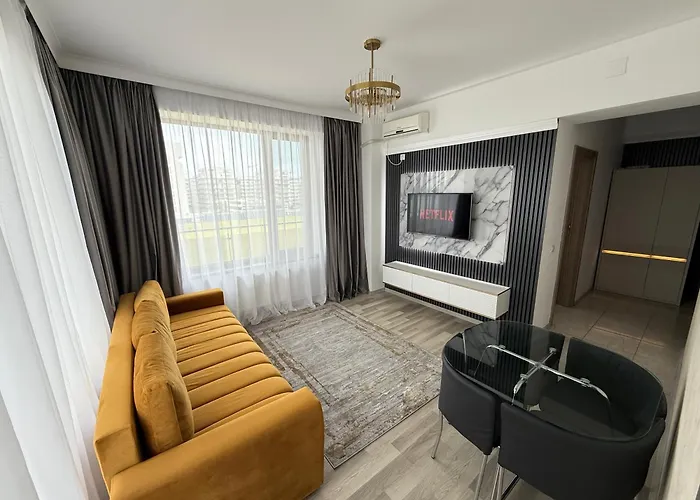 Summerland Sea View Apartment