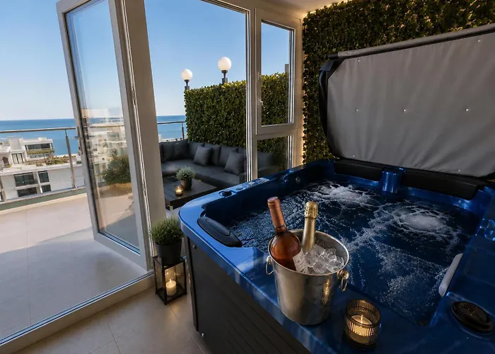 Summerland Sea View Penthouse & Jacuzzi