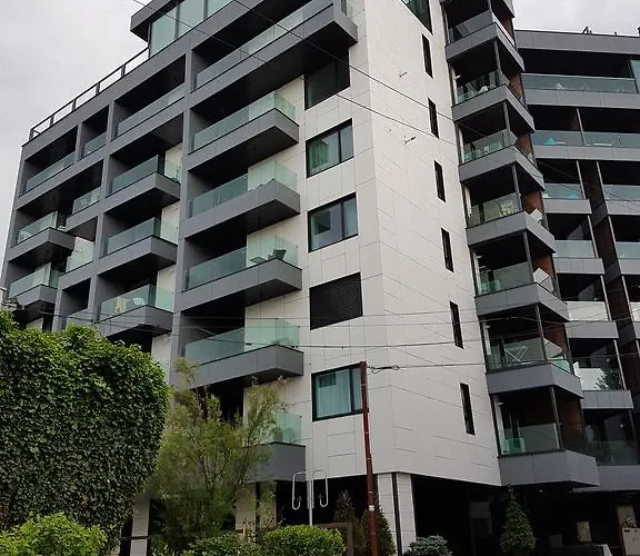 Pupa Residence