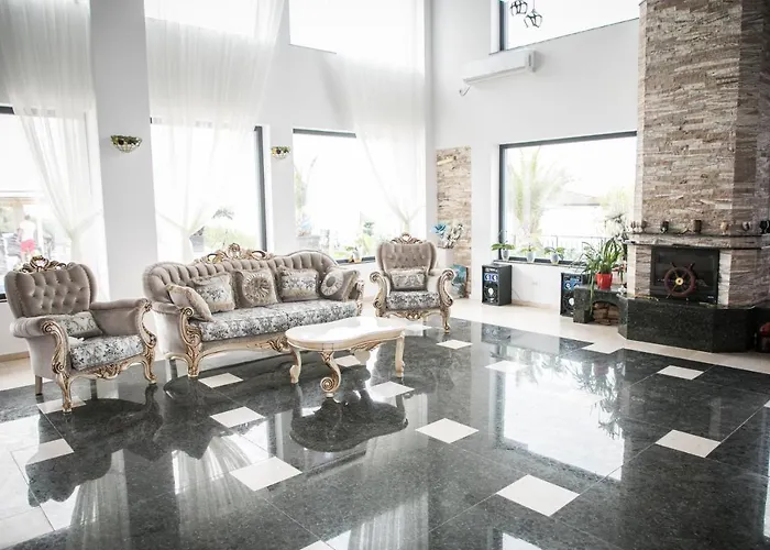 Almar Lake View Boutique H Adults Only